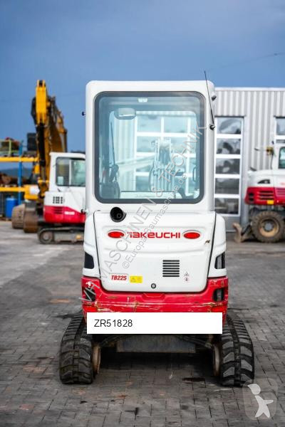 Rýpadlo Takeuchi TB225
