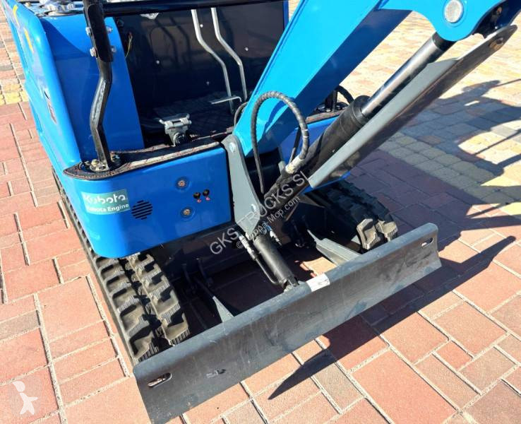 جرافة Kubota Machpro MP 18