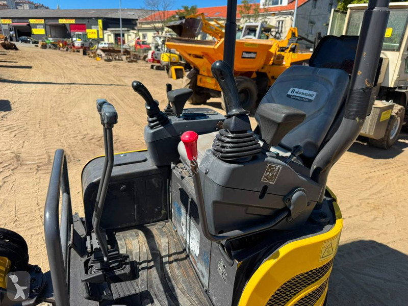 Skovl New Holland E17C