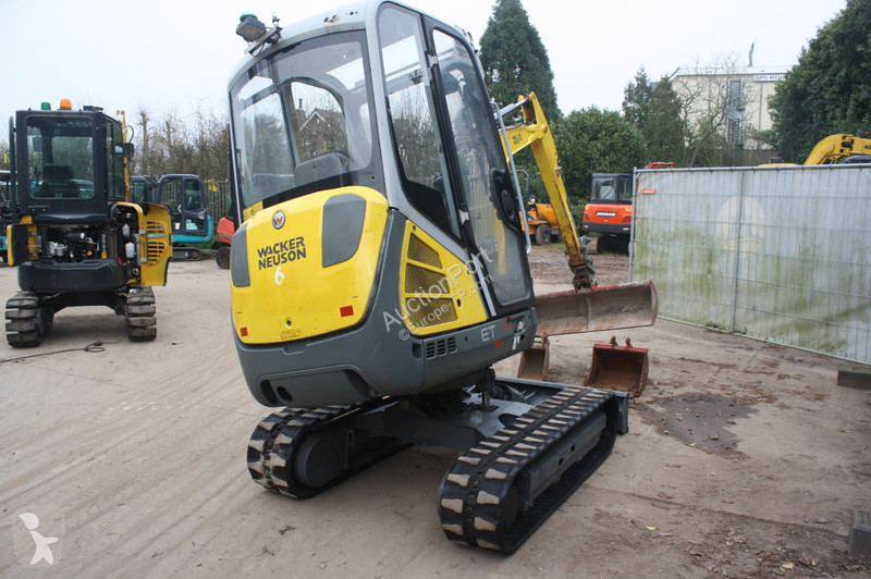 جرافة Neuson ET24 VDS