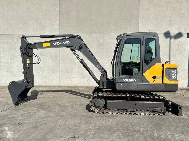 جرافة Volvo D