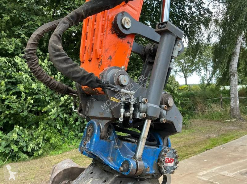 جرافة Doosan DX140W-5