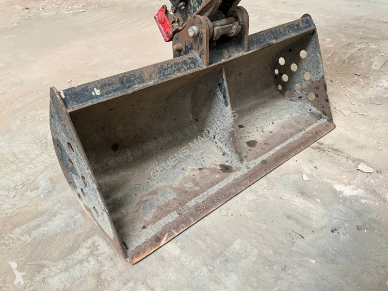 جرافة JCB 16 C-1