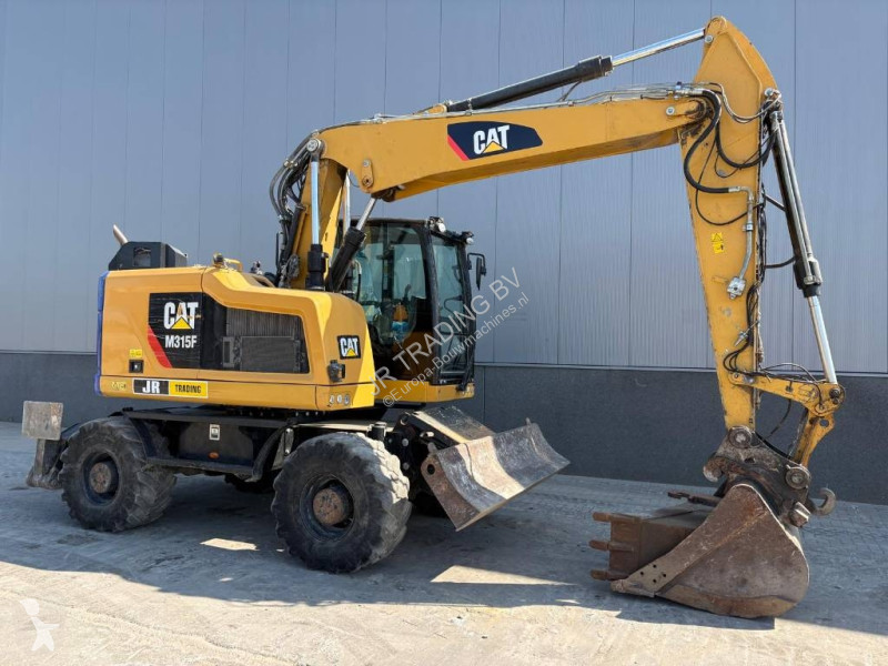 جرافة Caterpillar F