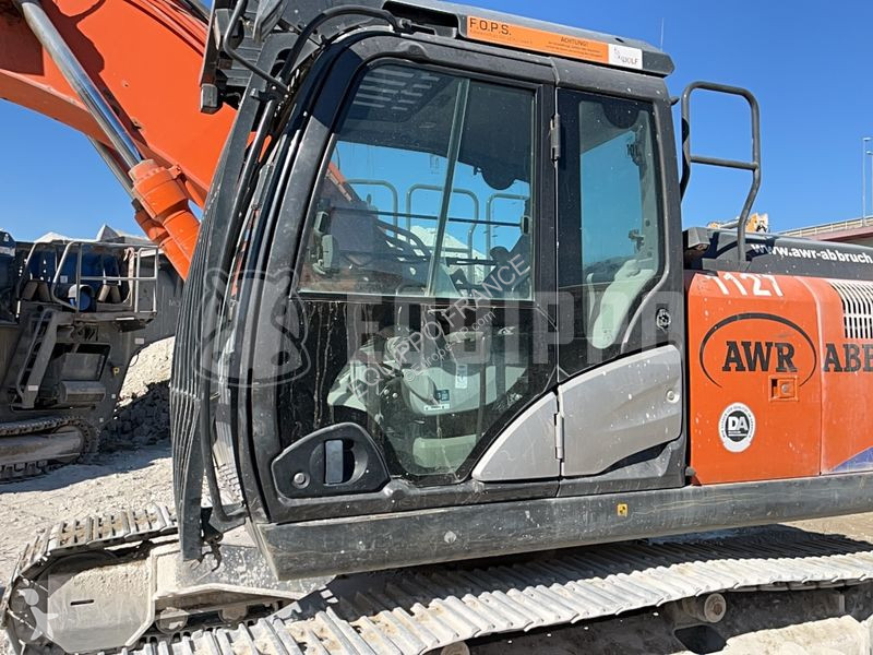 Rýpadlo Hitachi 6