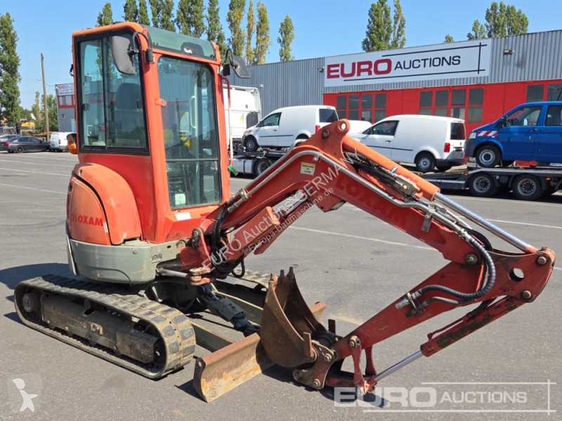 جرافة Yanmar ViO25-4