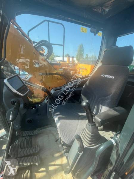 Lopatový nakládač Hyundai HX145ALCR