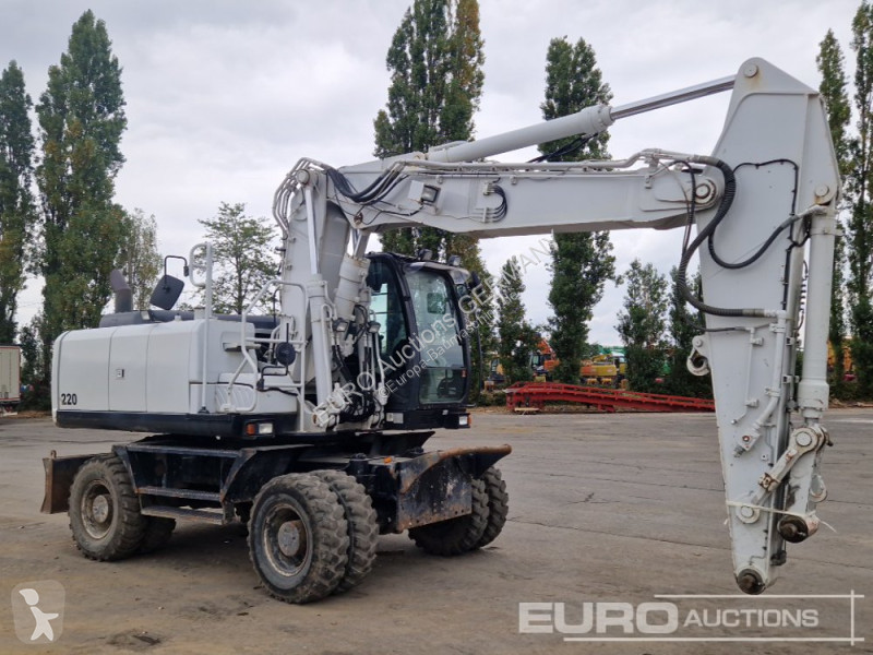 Pelle Hitachi ZX220W-5