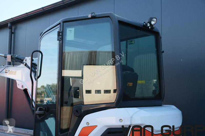 Lopatový nakládač Bobcat E34 | 2023 | 379h