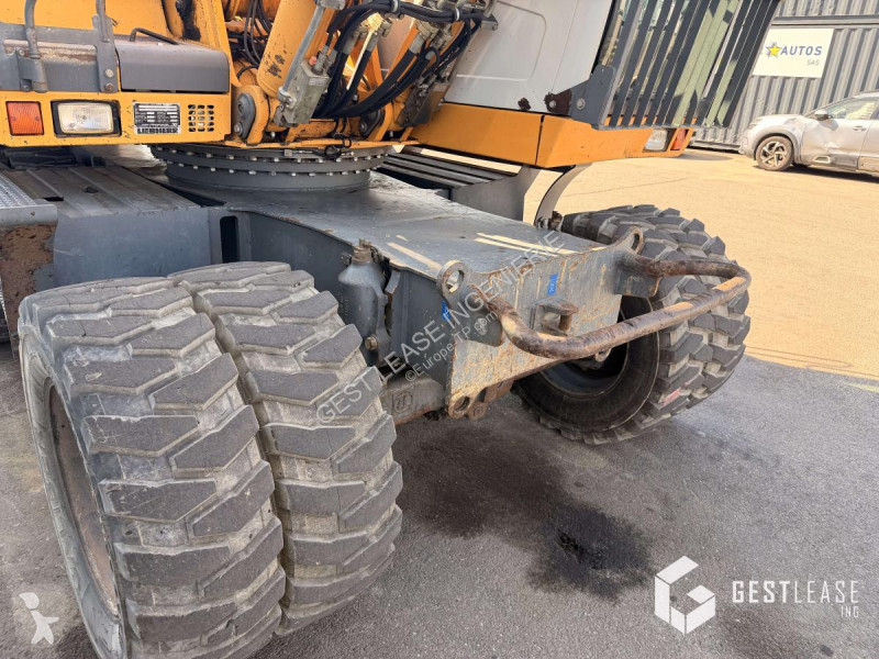 Rýpadlo Liebherr