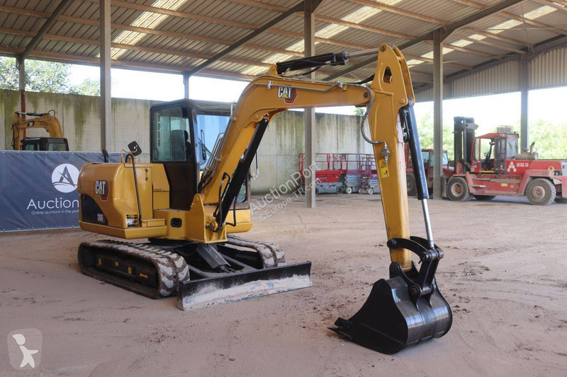Excavator Caterpillar D