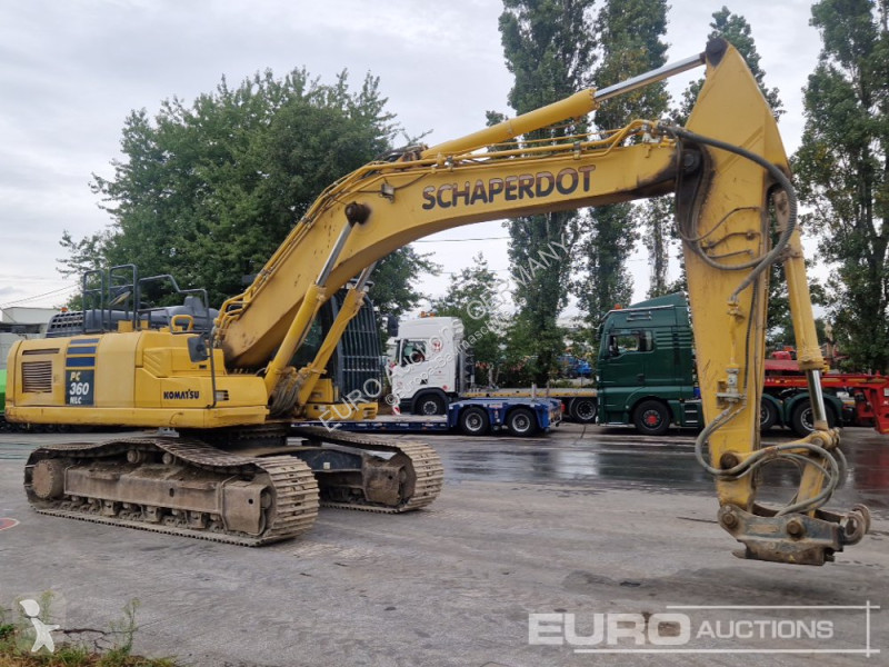 Lopatový nakládač Komatsu NLC-11