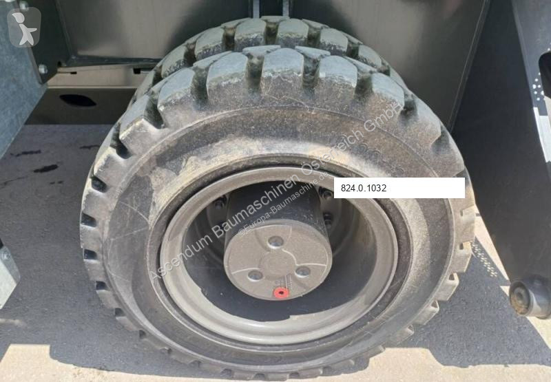 جرافة Sennebogen 824G