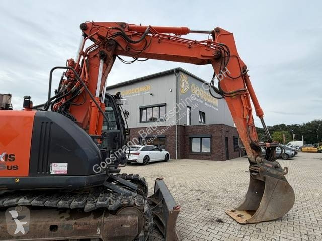 Pelle Hitachi
