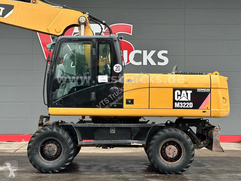 Caterpillar D 4x4 inkl. Löffel 2011 129kW ink....