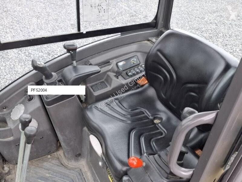 Pelle Volvo EC18E