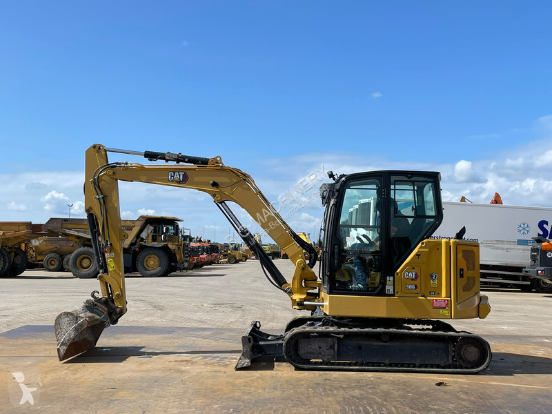 Pelle Caterpillar CR