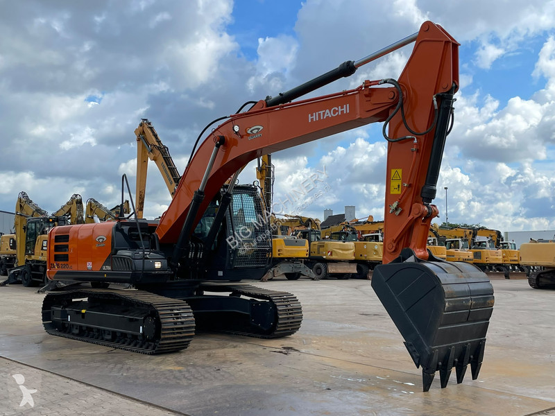 Pelle Hitachi ZX220LC-5G