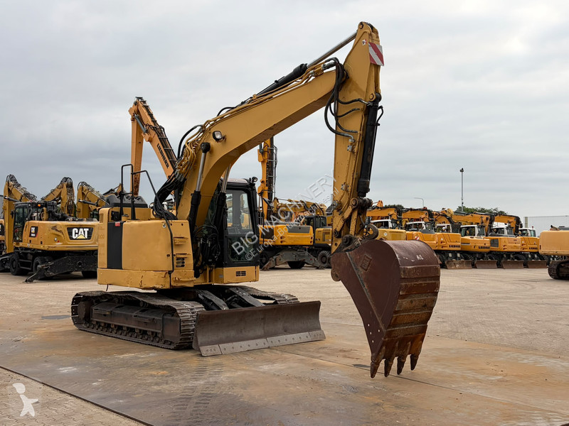 Pelle Caterpillar FLCR