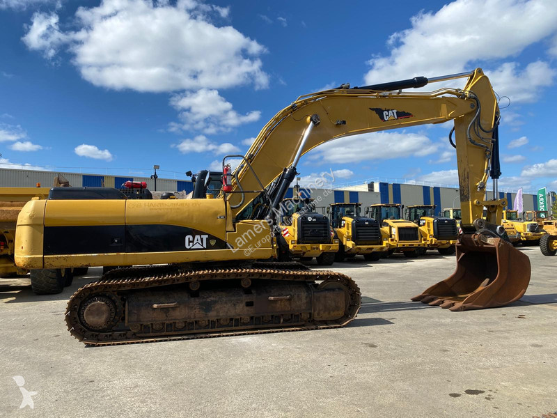 Excavadora Caterpillar