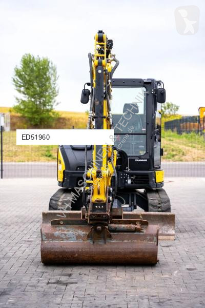 جرافة Yanmar 6A