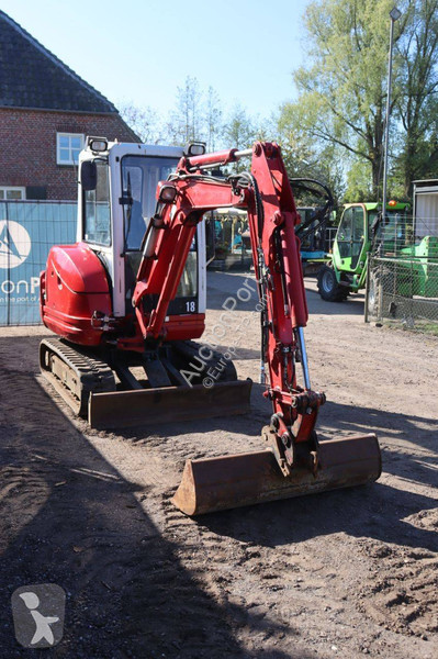 Багер Kubota