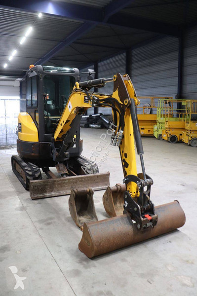 Багер Bobcat
