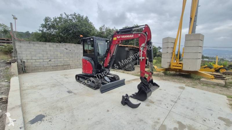 Багер Yanmar Vio33-6