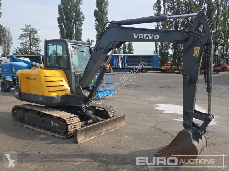 Багер Volvo EC60C