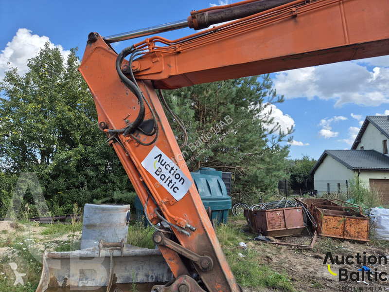 Багер Hitachi 225UsLC-3