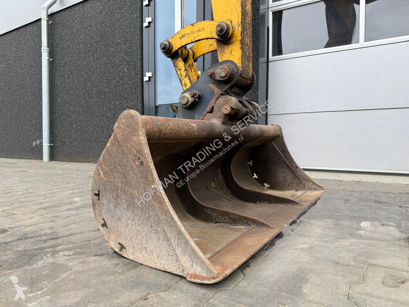 Багер Komatsu PC55MR-5