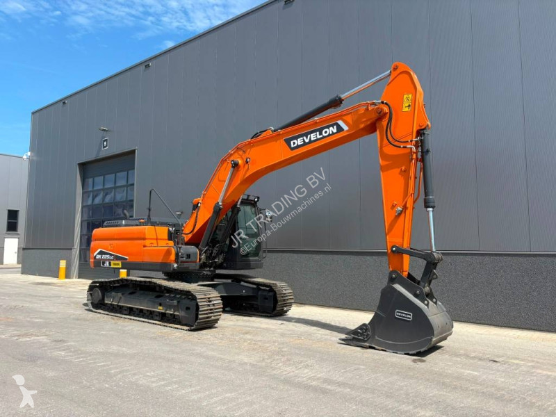 Pelle Doosan LC7M