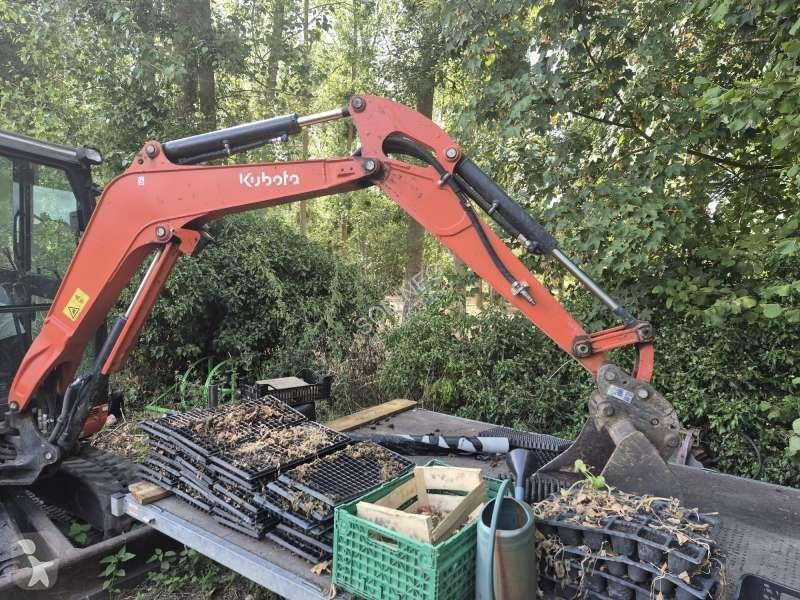 Екскаватор Kubota