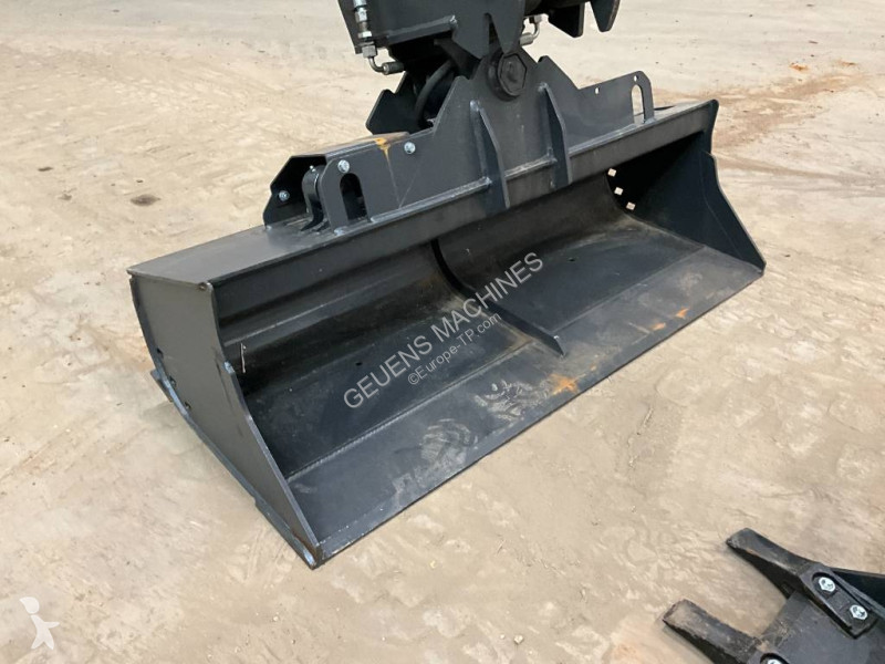 Екскаватор Kubota 0274
