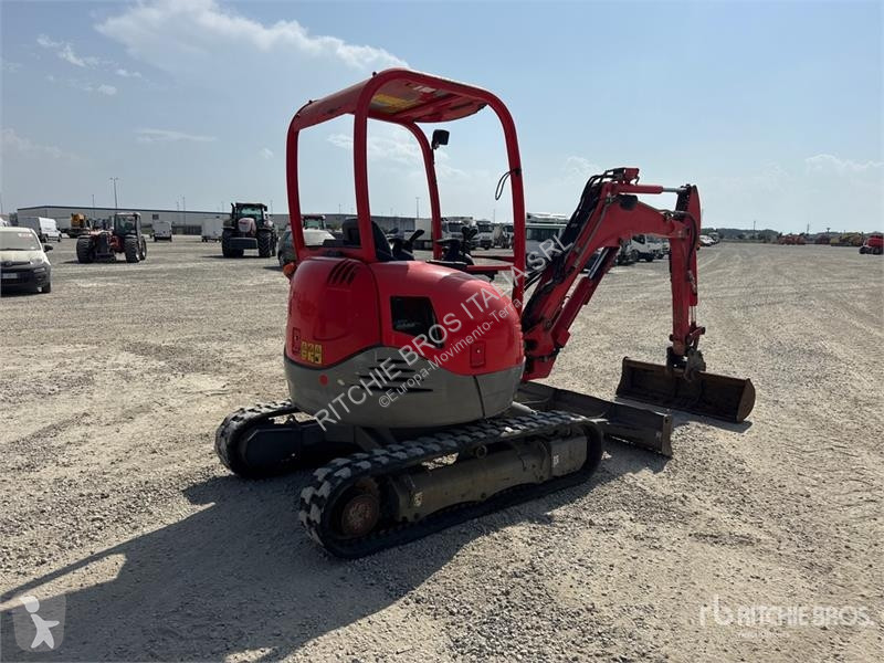 Екскаватор JCB