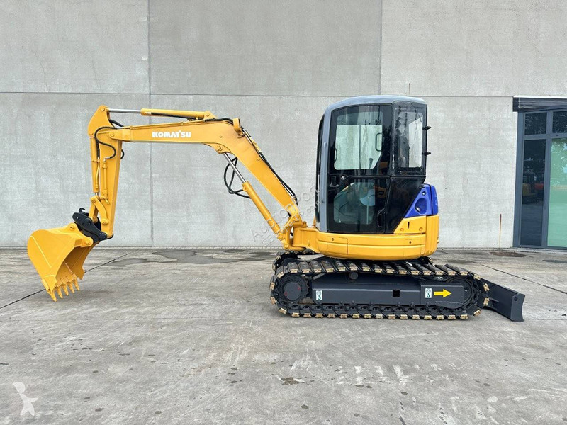 Екскаватор Komatsu