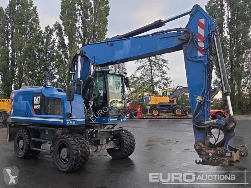 Kotrógép Caterpillar M320F