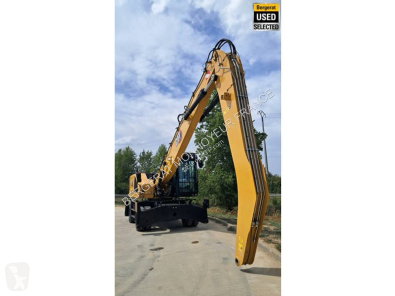 Escavadora Caterpillar MH3024