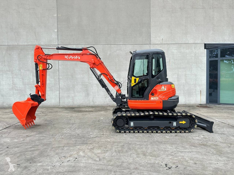 Экскаватор Kubota SZ