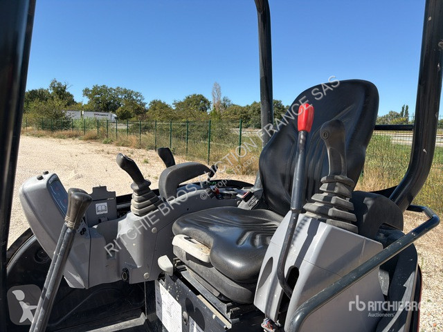Экскаватор Kubota HI