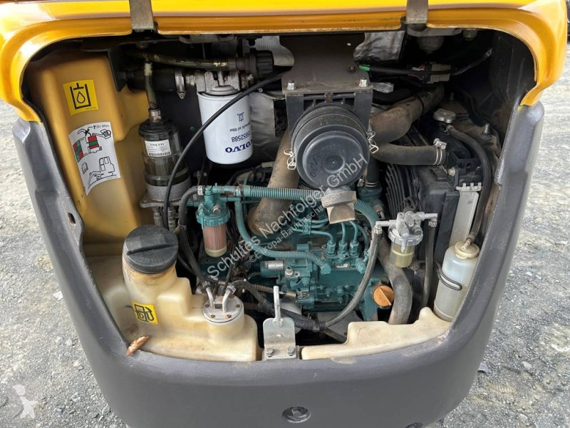 جرافة Volvo EC 15 C