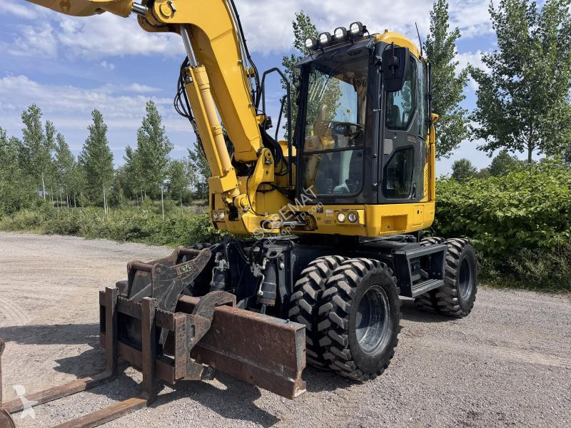 Escavadora Komatsu  PW118MR-11