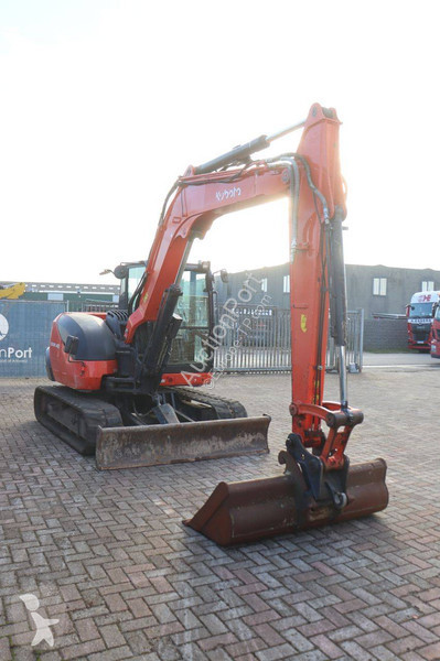 Excavadora Kubota KX080-4a2