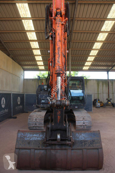 جرافة Hitachi 5B