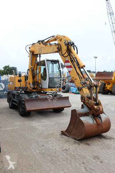 جرافة Liebherr