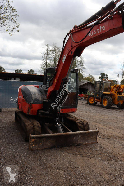 Excavadora Kubota KX080-4