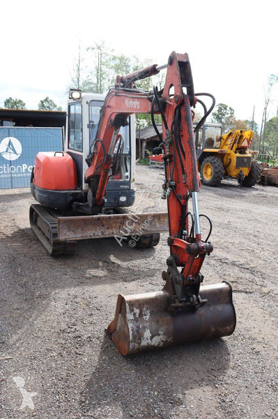 Excavadora Kubota α