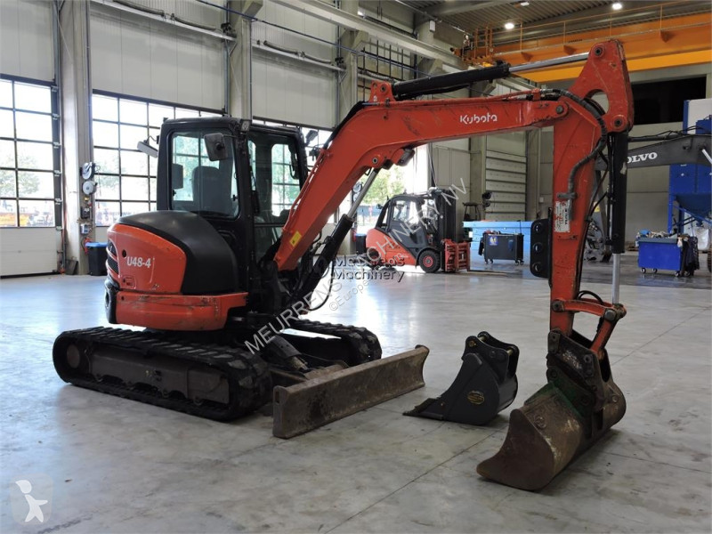 جرافة Kubota U48-4