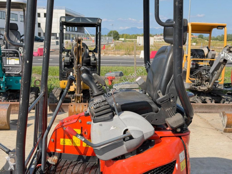 جرافة Kubota U17-3a