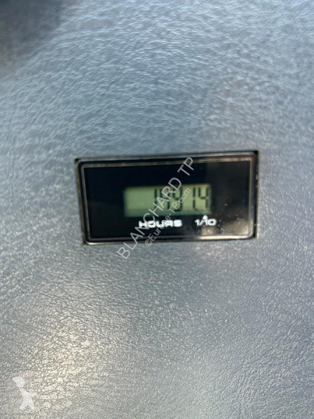 Pelle Hyundai  HX235A LCR